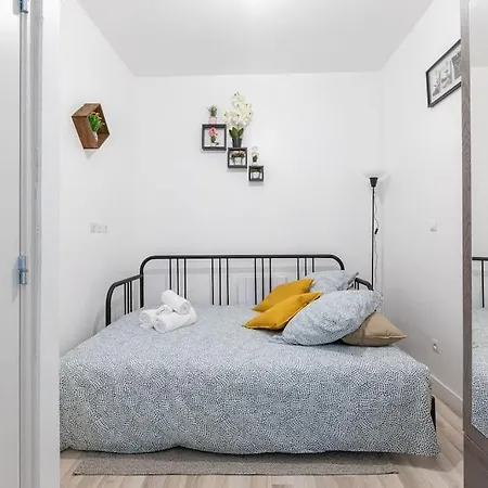 Joli Confortable